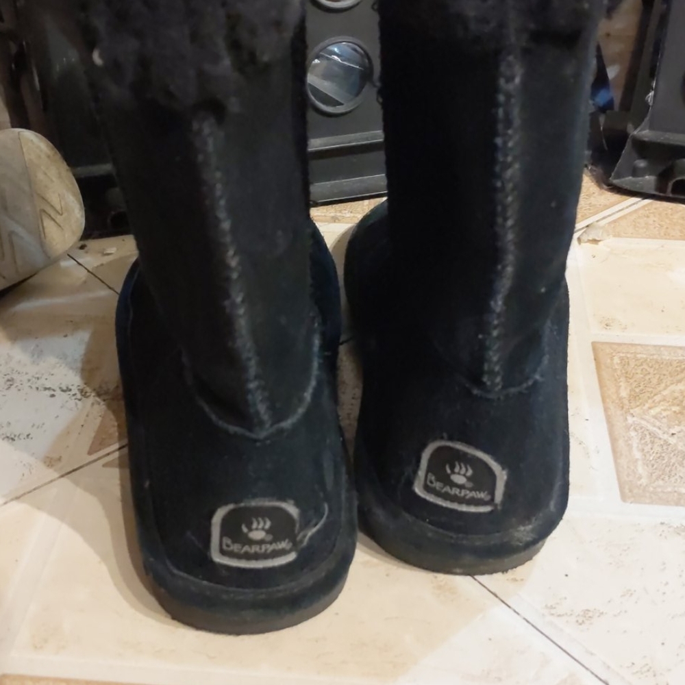 Bearpaw boots